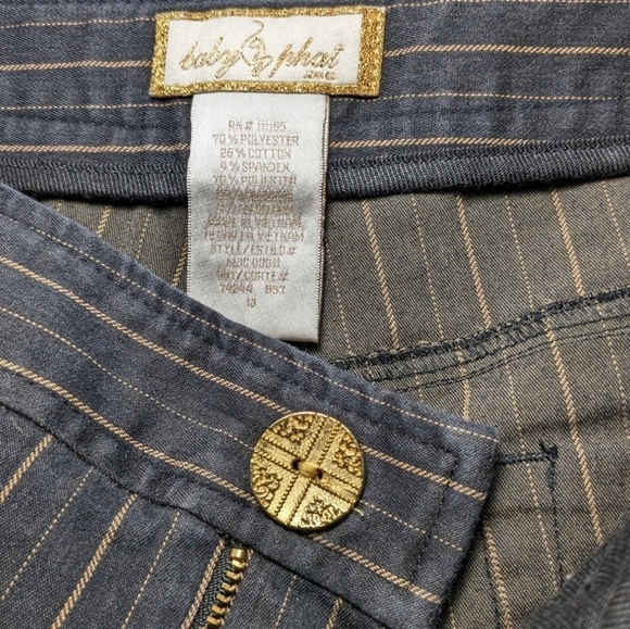 Baby Phat Women's Juniors 13 Capri Dark Grey w Gold Stripes & Embellishments - Picture 6 of 9